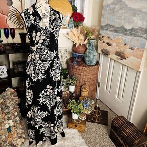 New Vince Camuto Oasis Sleeveless Floral Print Maxi Dress.